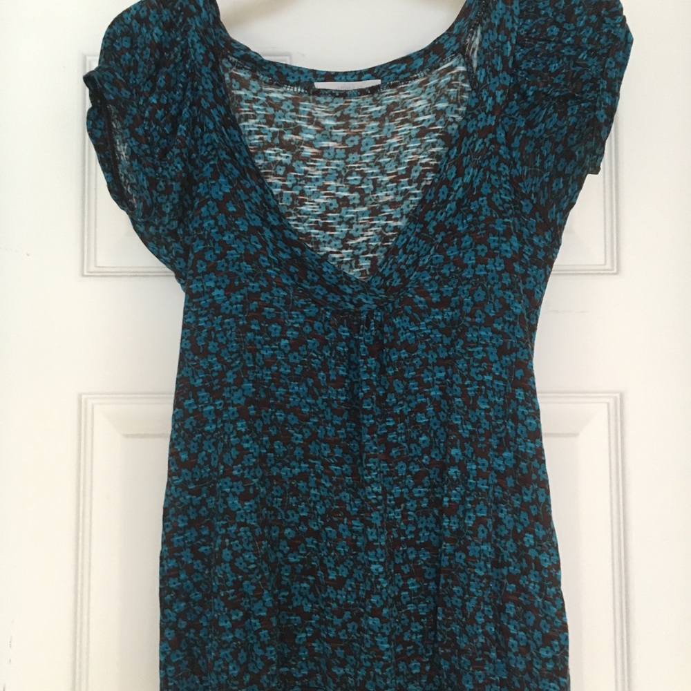 Floral v-neck
